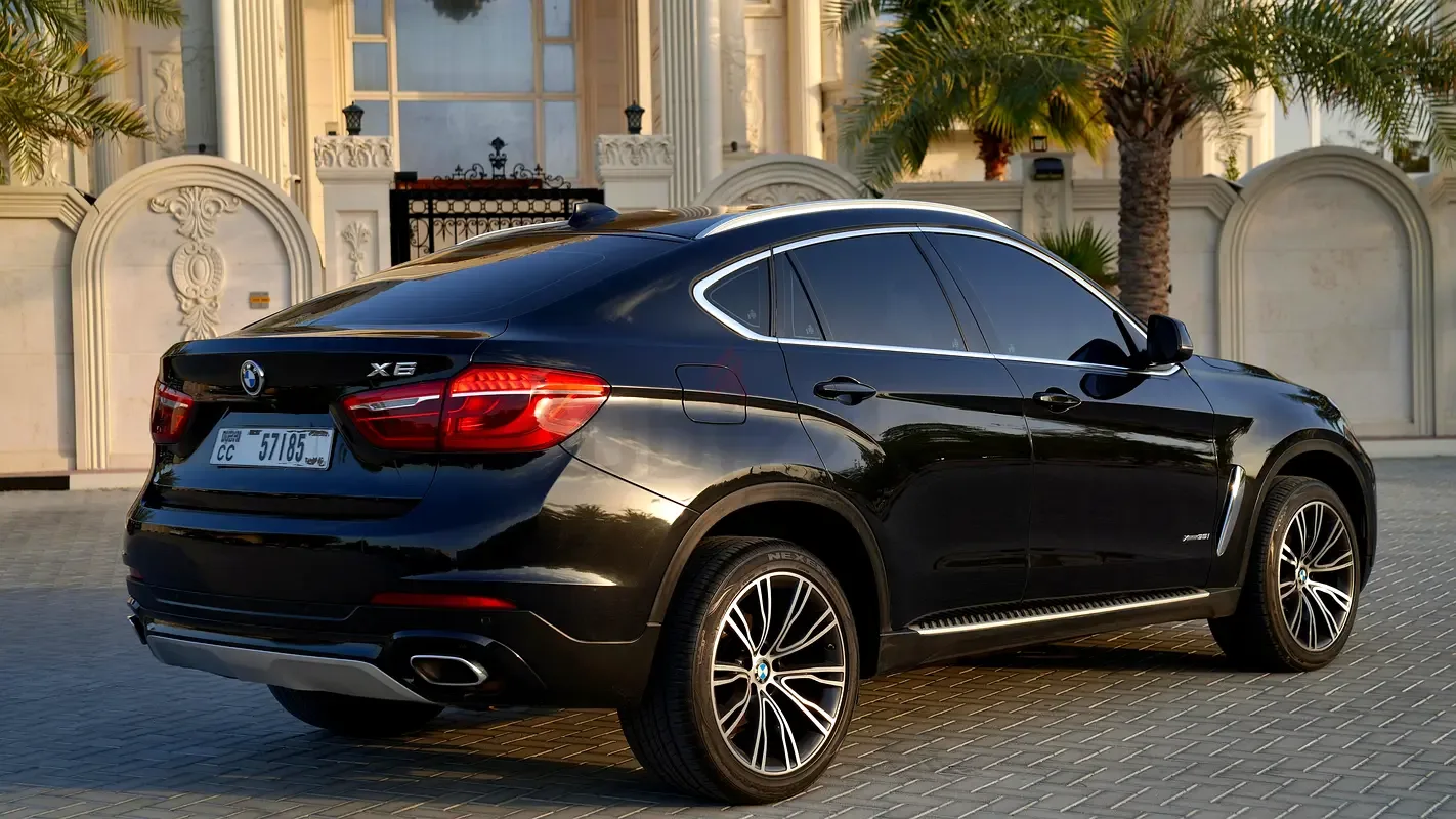 BMW X6 M 4.4 xDrive Steptronic (575 حصان) - 3