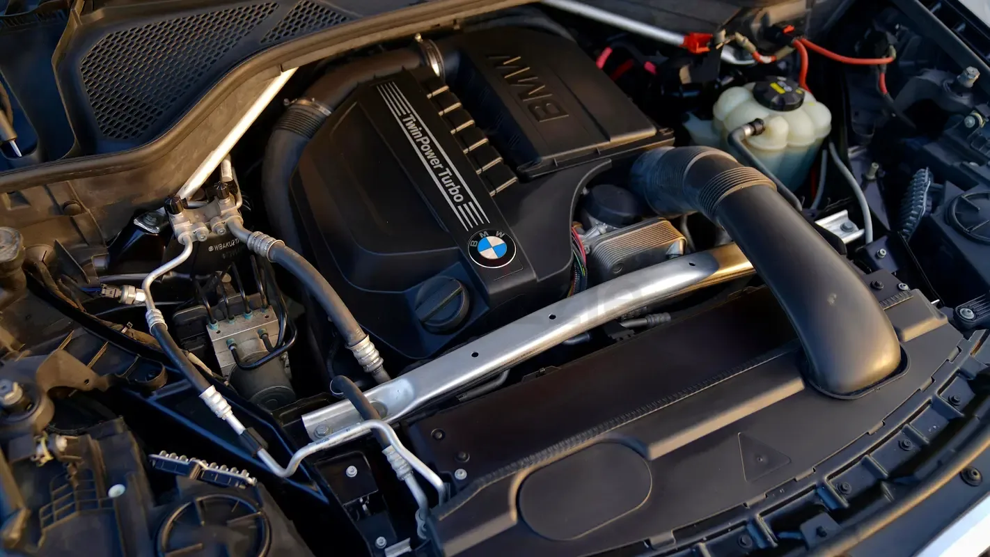 BMW X6 M 4.4 xDrive Steptronic (575 حصان) - 7