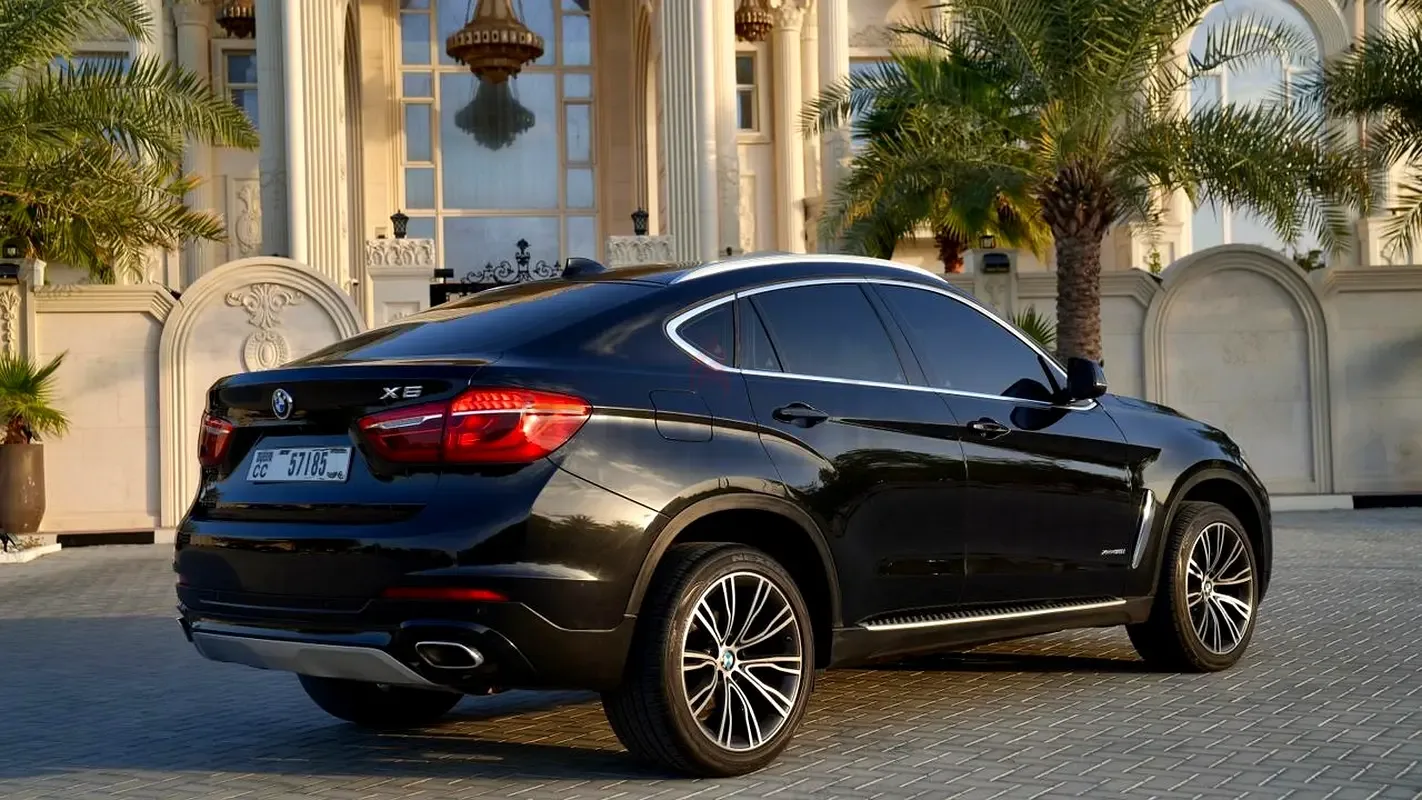 BMW X6 M 4.4 xDrive Steptronic (575 حصان) - 10