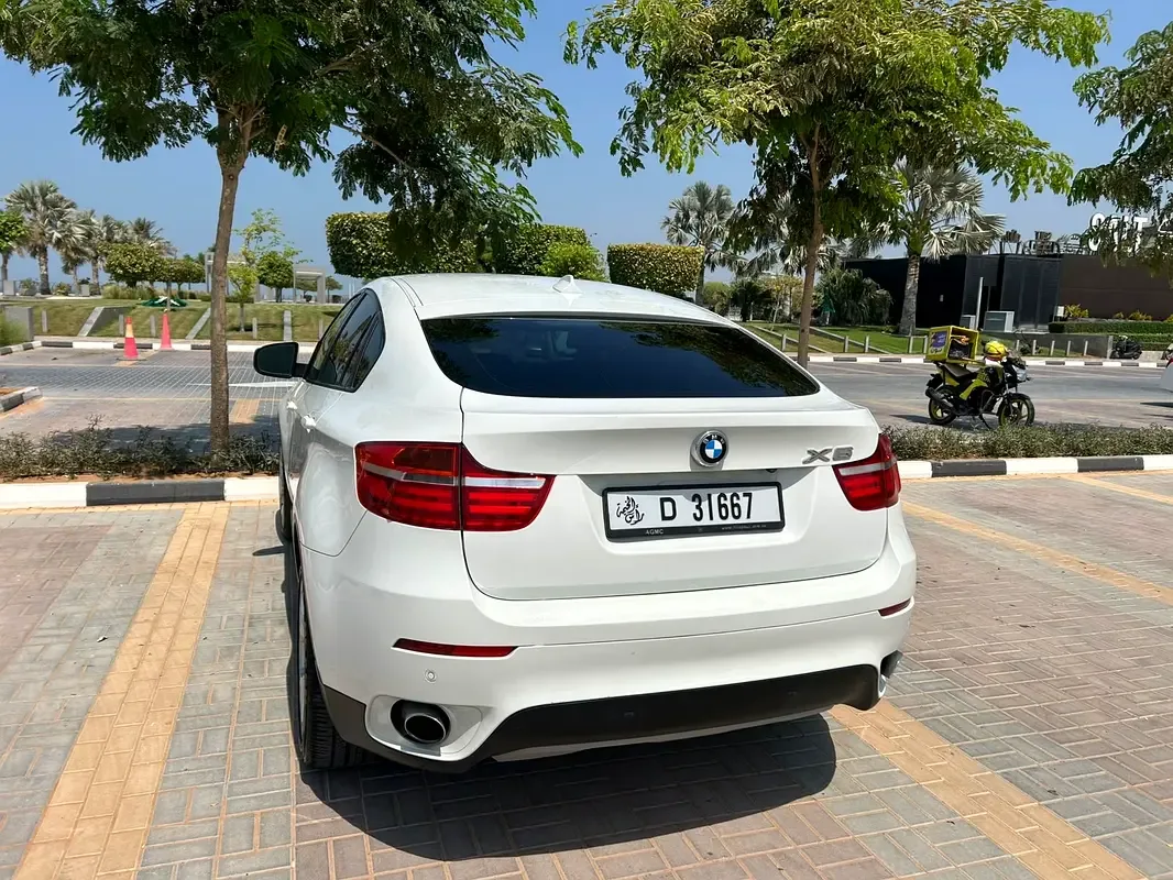 BMW X6 M 4.4 xDrive Steptronic (575 حصان) - 4