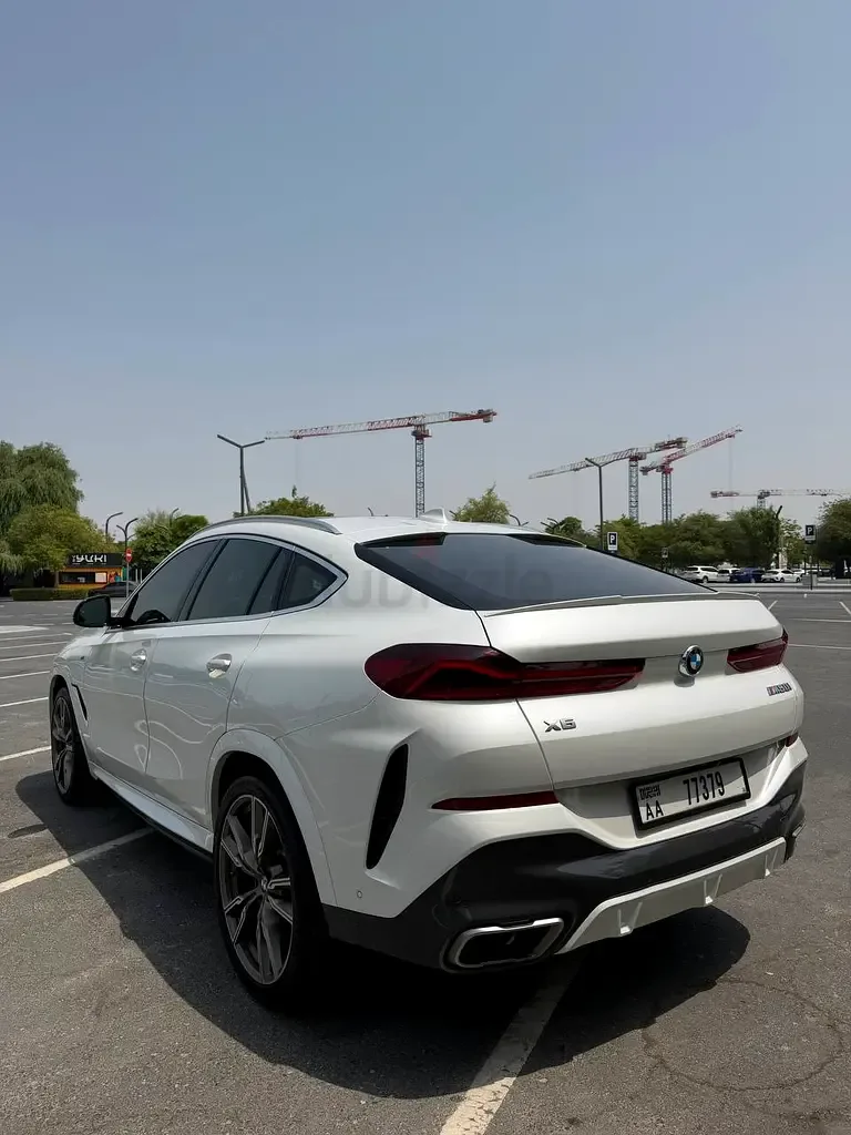 BMW X6 M50i Steptronic xDrive (530 حصان) - 6