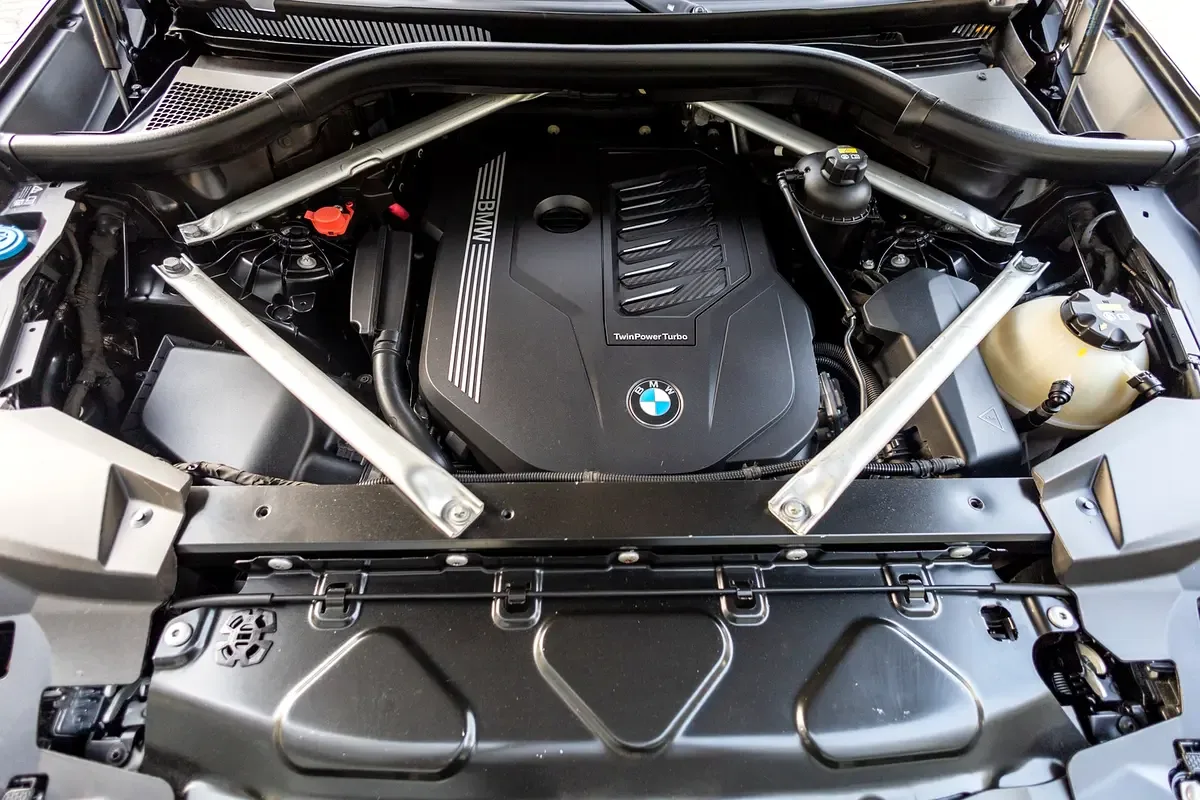 BMW X6 xDrive40i Steptronic (340 hp) - 8