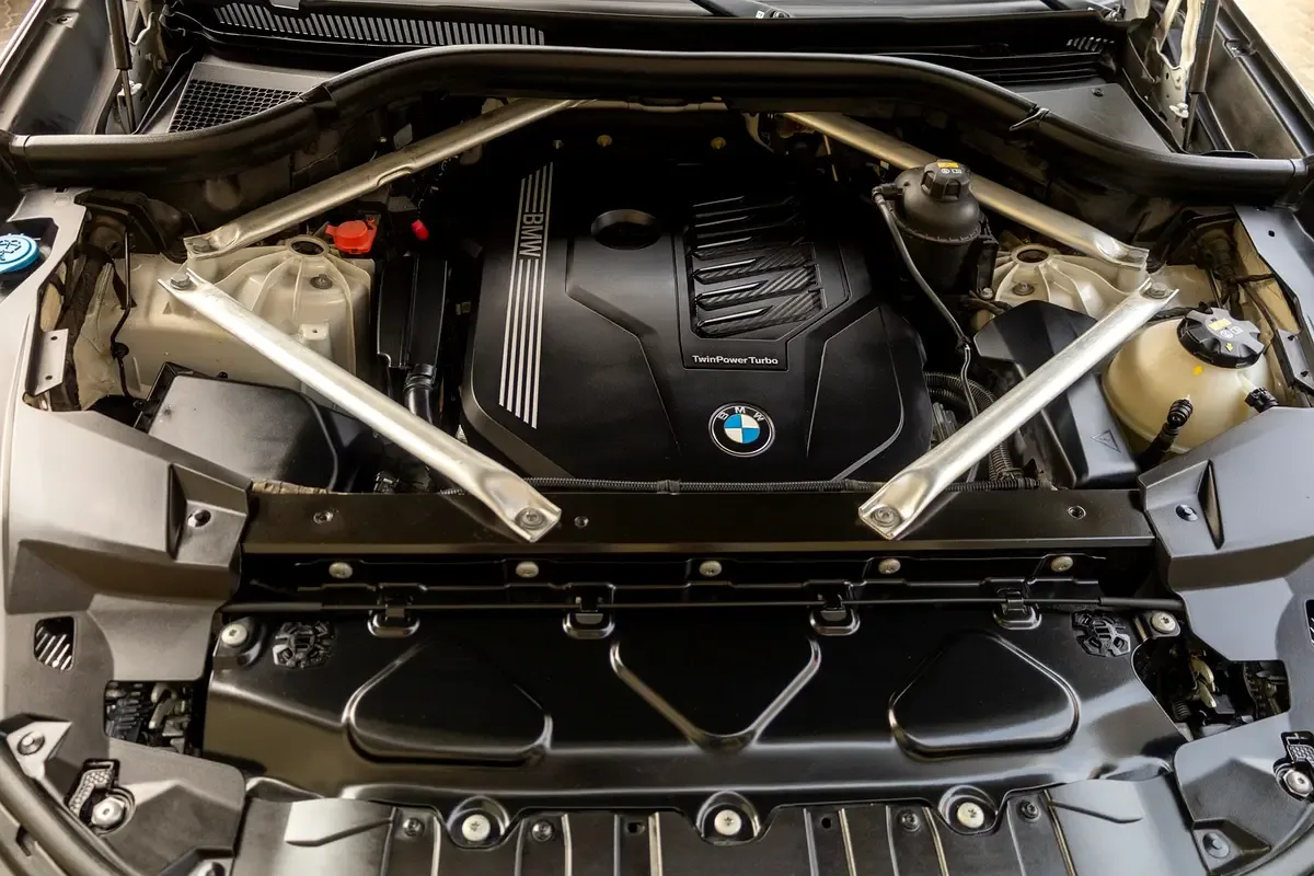 BMW X6 xDrive40i Steptronic (340 hp) - 10