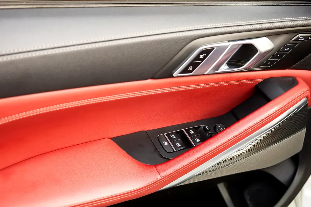 BMW X6 xDrive40i Steptronic (340 hp) - 11