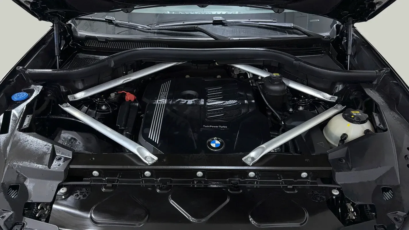 BMW X6 xDrive40i Steptronic (340 hp) - 12