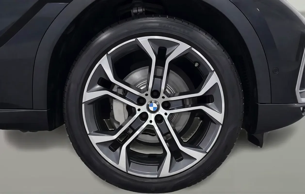 BMW X6 xDrive40i Steptronic (340 hp) - 13
