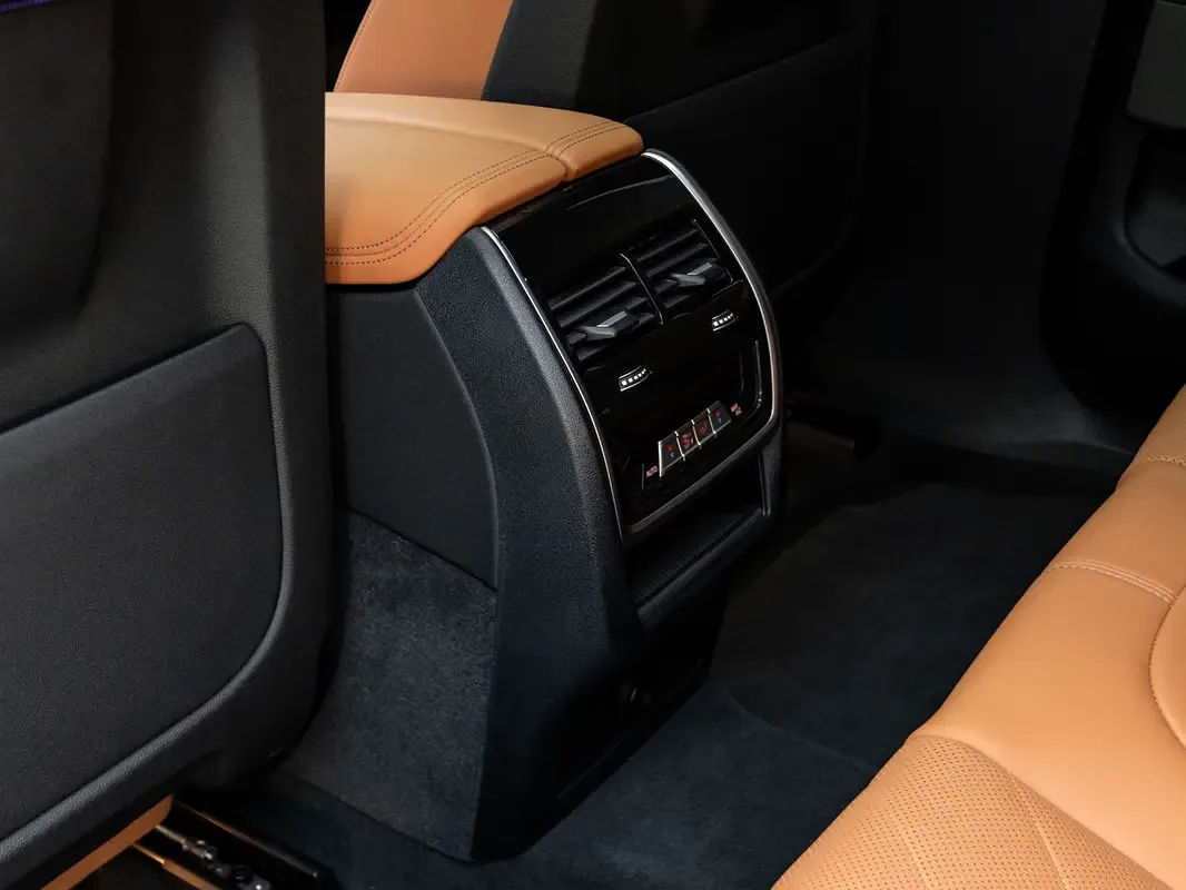 BMW X6 xDrive40i Steptronic (340 حصان) - 9