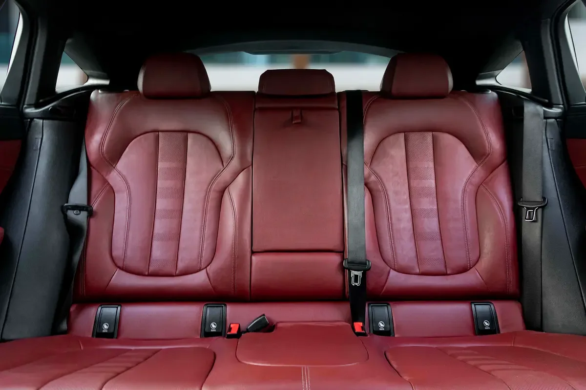 BMW X6 xDrive40i Steptronic (340 hp) - 12