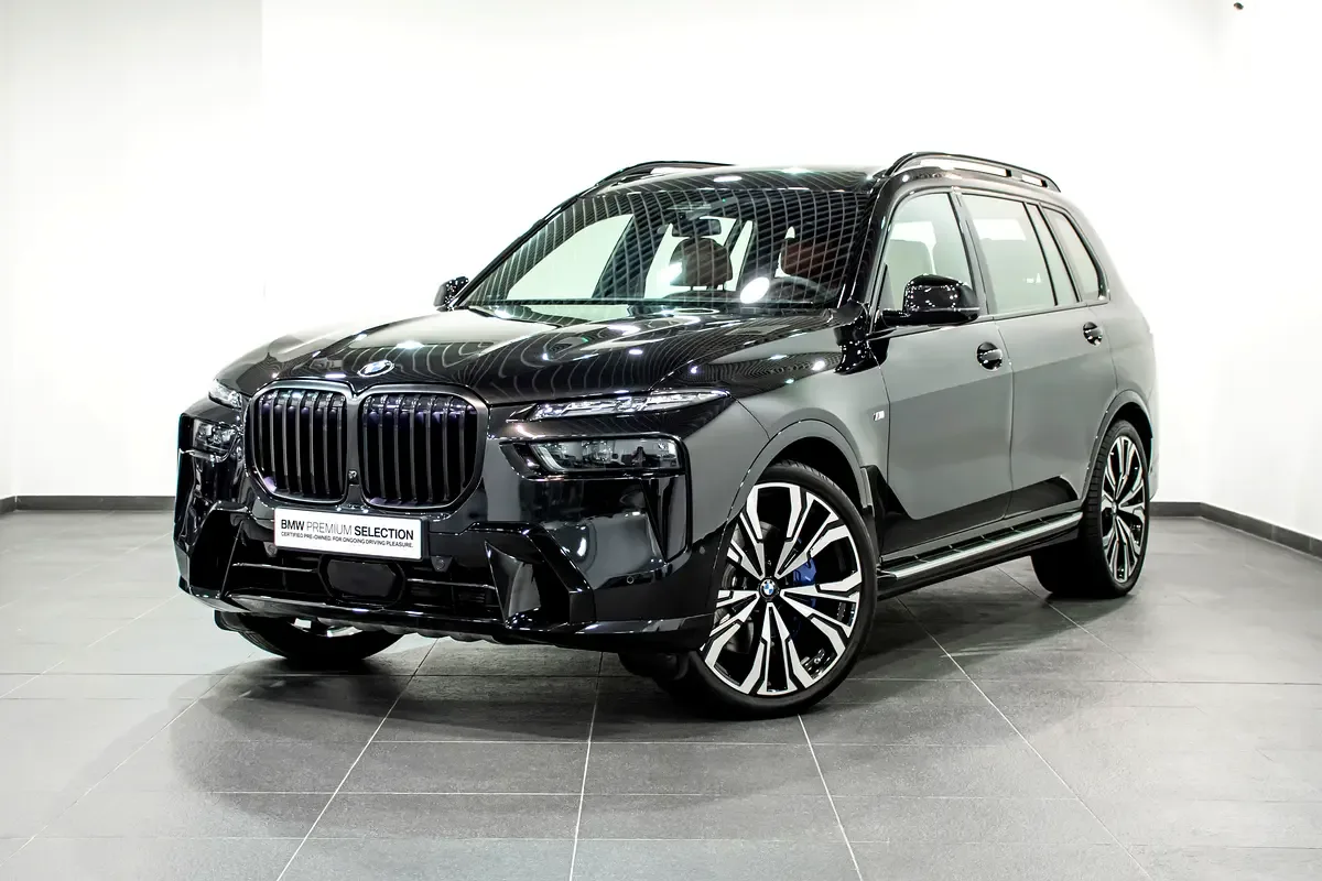 BMW X7 3.0 AT 4WD (380 hp)