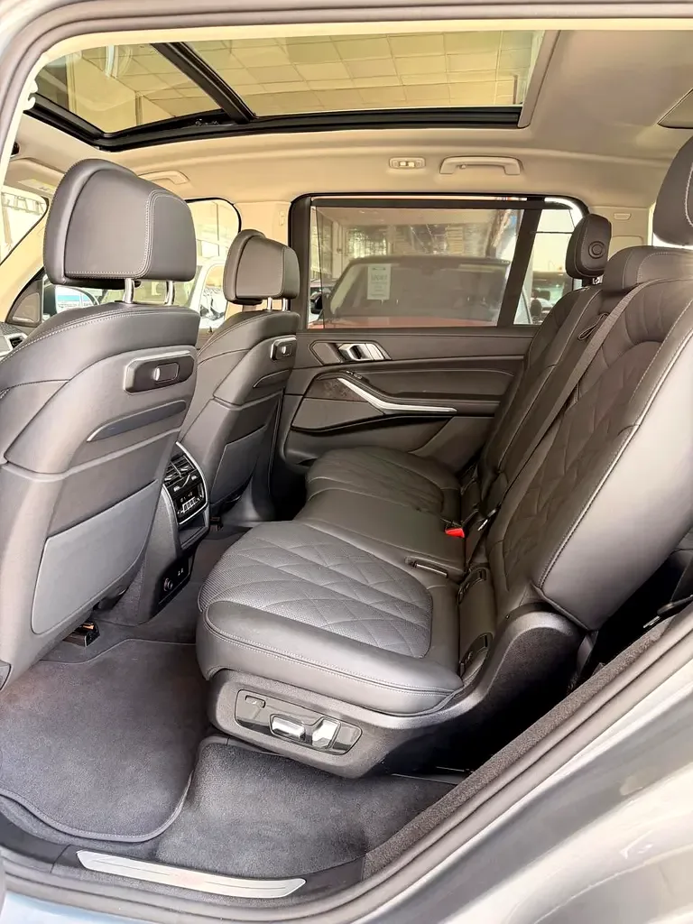 BMW X7 3.0 AT 4WD (380 hp) - 8