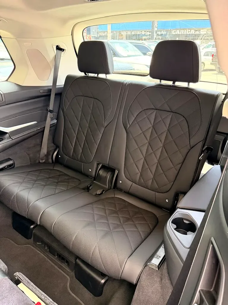 BMW X7 3.0 AT 4WD (380 hp) - 9