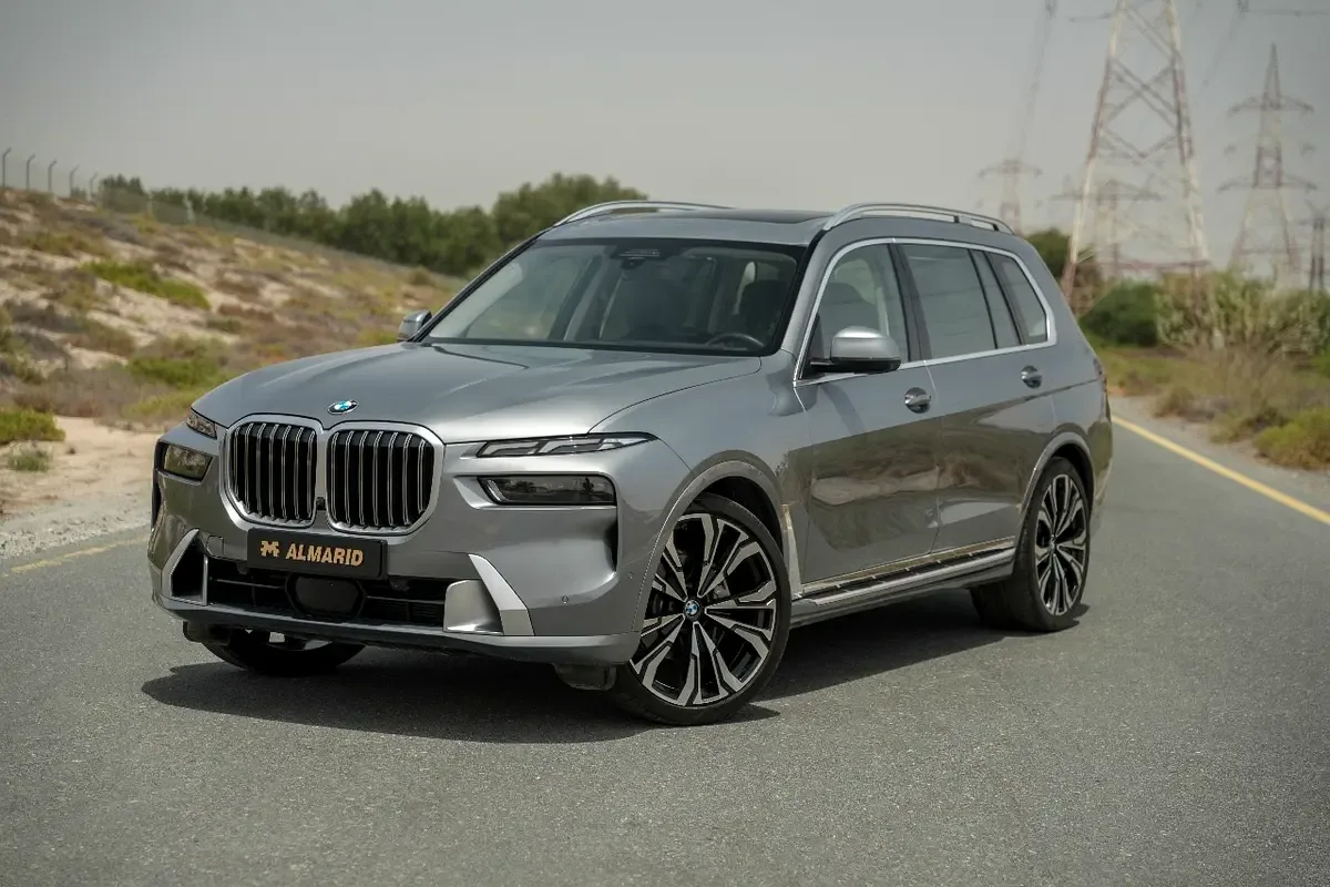 BMW X7 3.0 AT 4WD (380 hp)