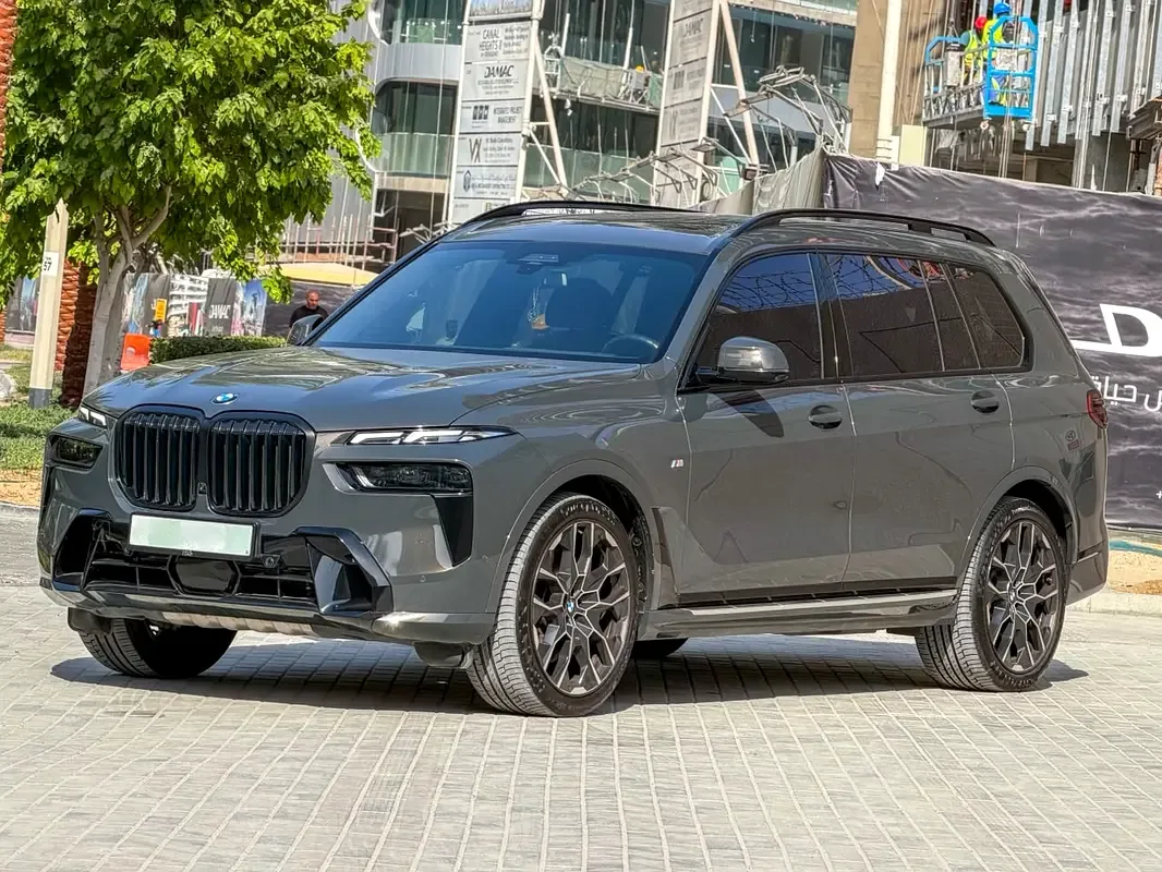 BMW X7 3.0 AT 4WD (380 حصان) - 2