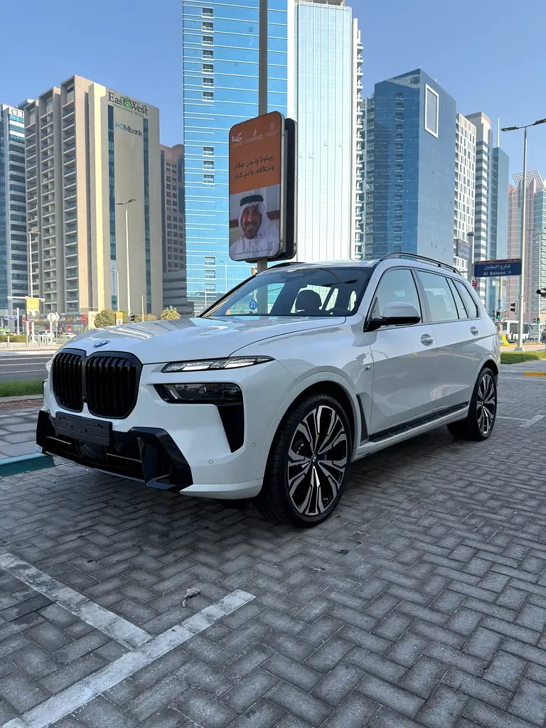 BMW X7 3.0 AT 4WD (380 hp)