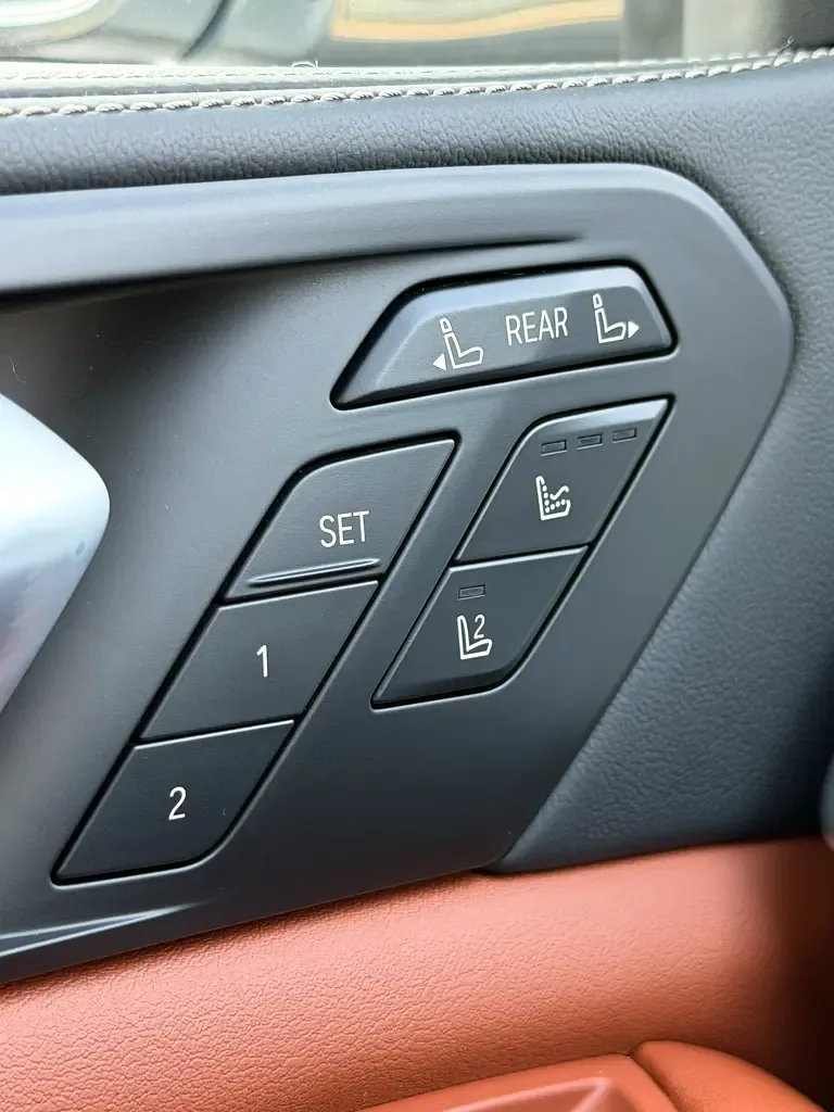 BMW X7 3.0 AT 4WD (380 hp) - 18