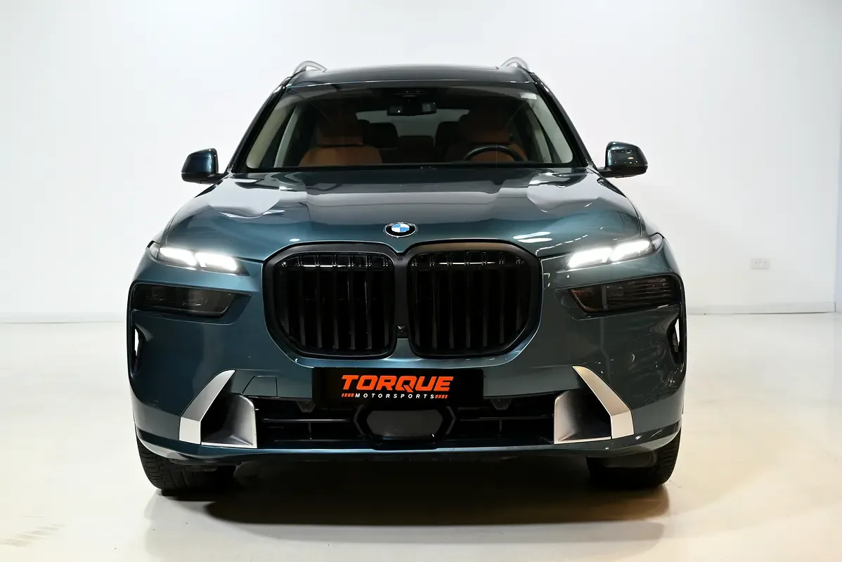 BMW X7 3.0 AT 4WD (380 حصان) - 2