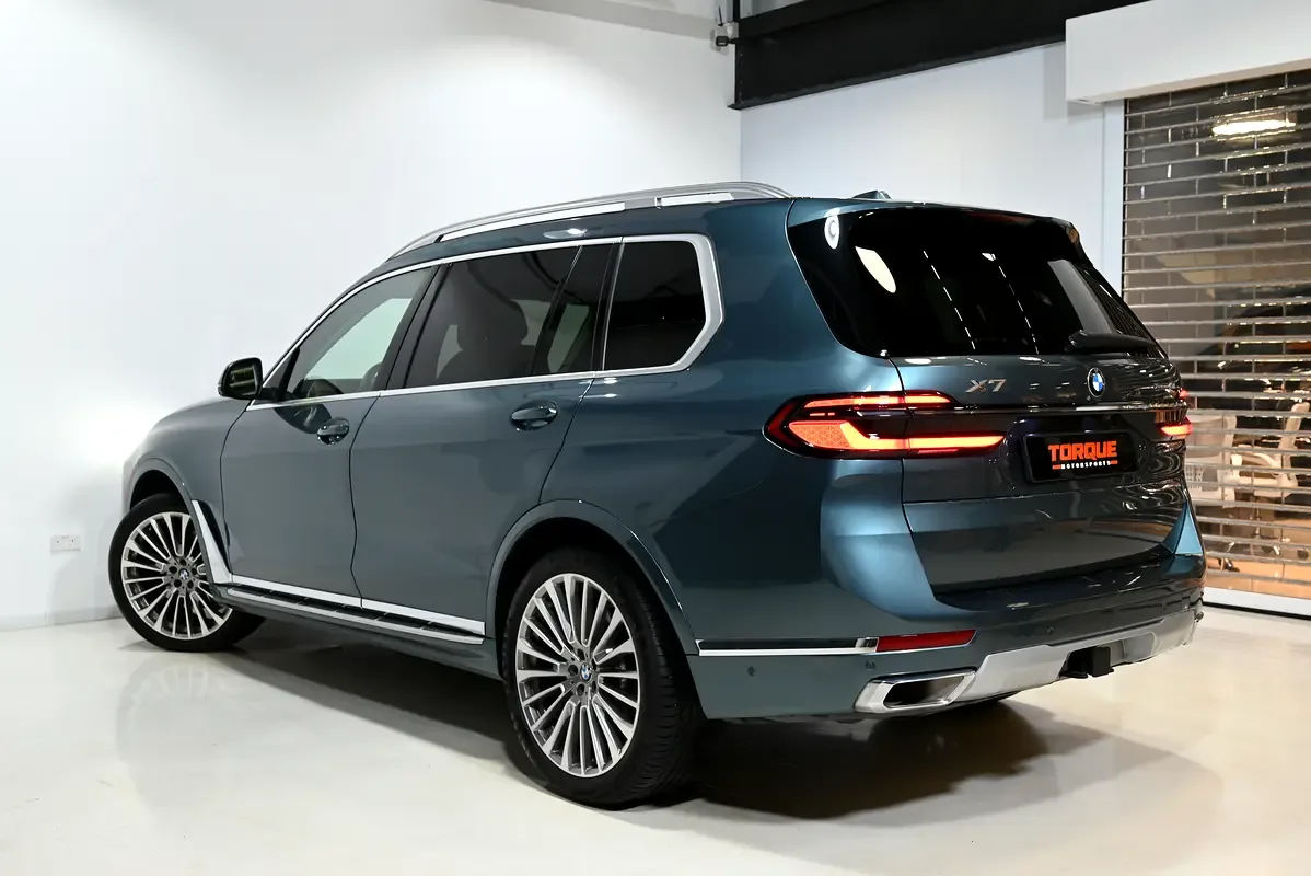 BMW X7 3.0 AT 4WD (380 حصان) - 6