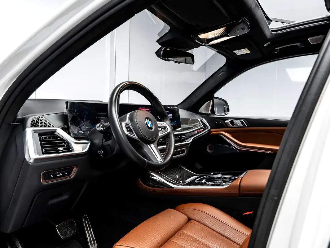 BMW X7 4.4 AT 4WD (530 hp) - 11