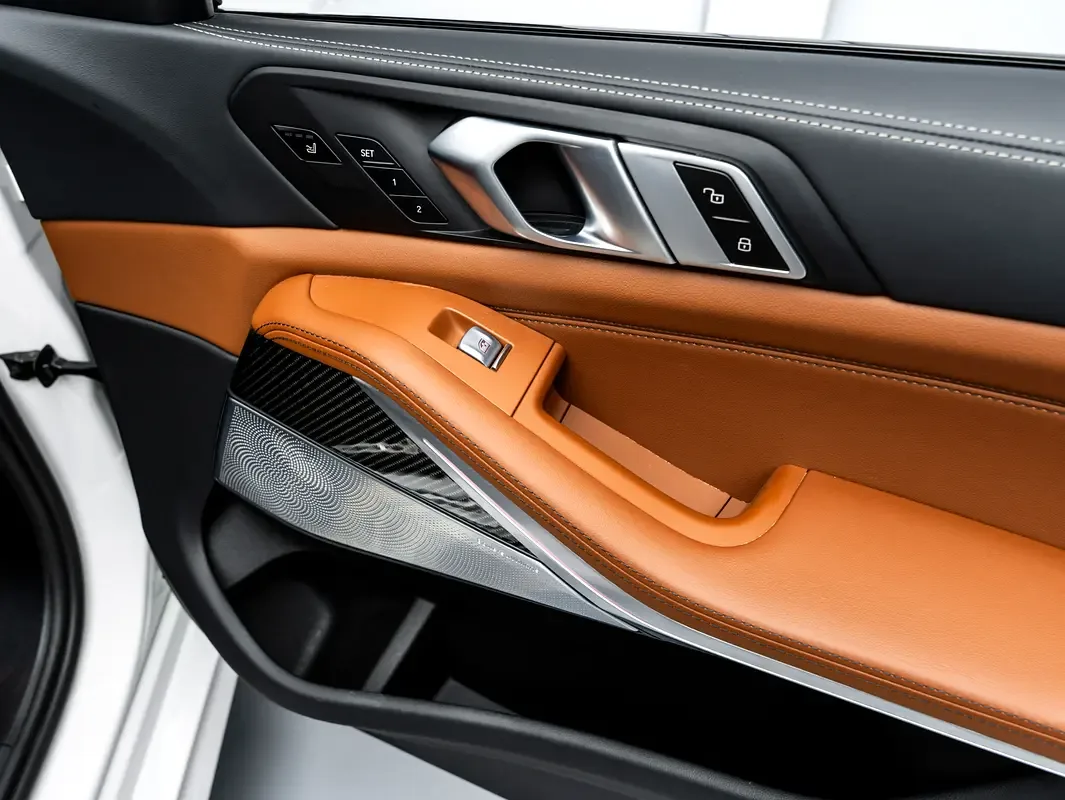 BMW X7 4.4 AT 4WD (530 hp) - 17
