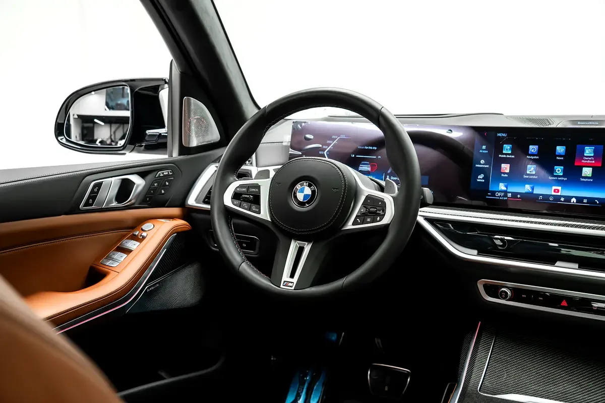 BMW X7 4.4 AT 4WD (530 حصان) - 9