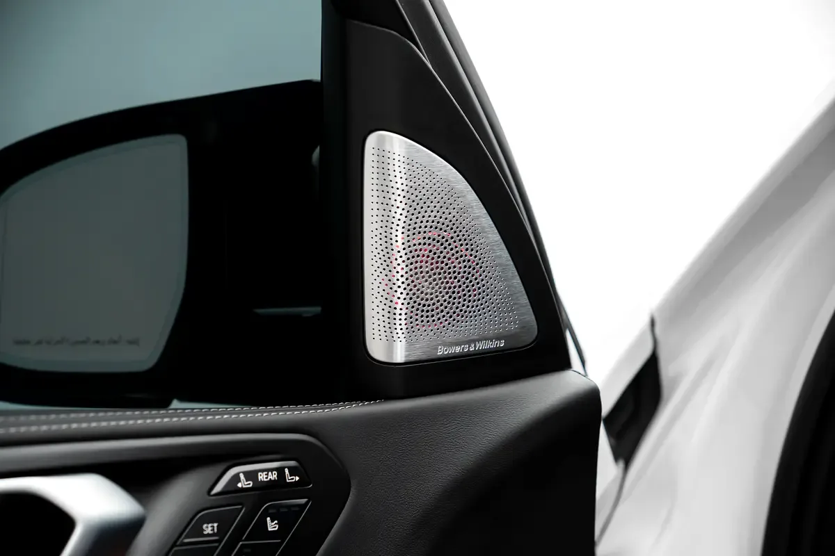 BMW X7 4.4 AT 4WD (530 حصان) - 14
