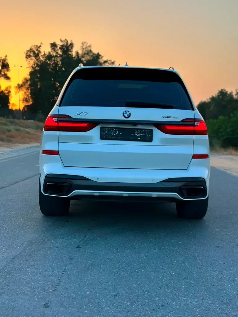 BMW X7 xDrive40i Steptronic (340 حصان) - 5