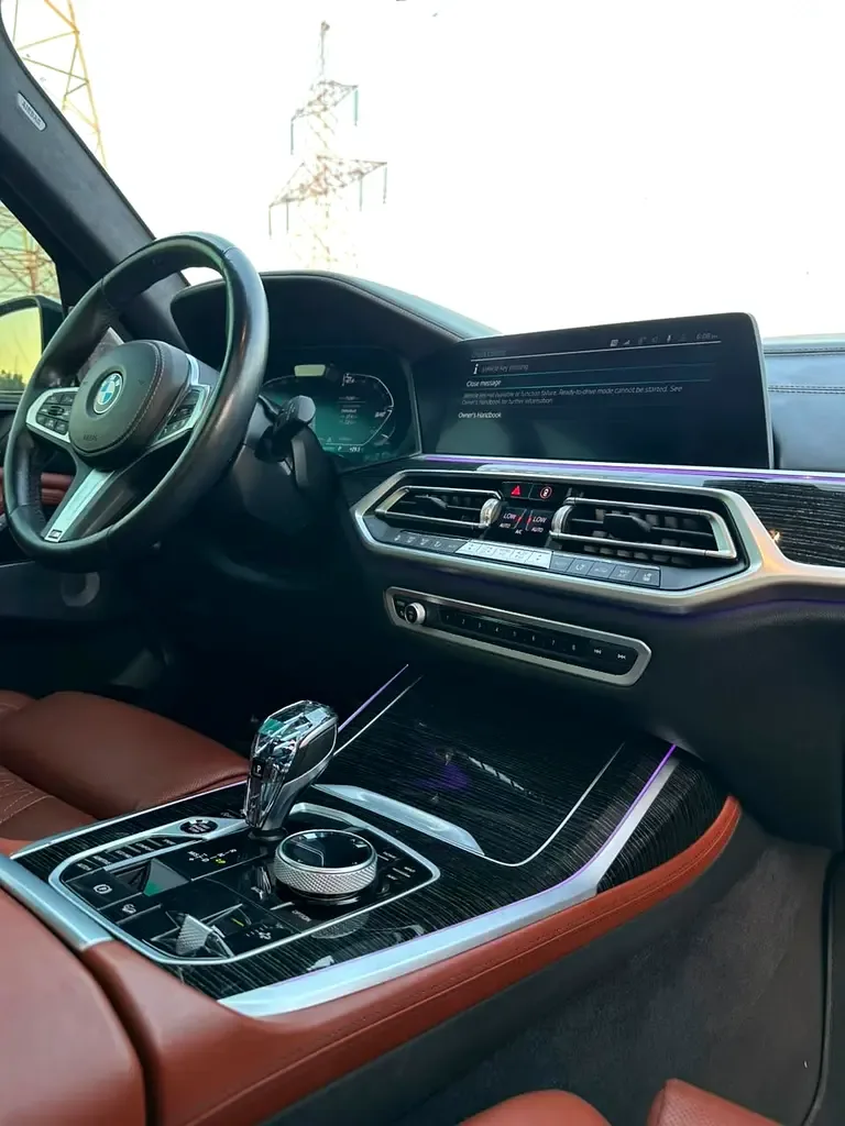 BMW X7 xDrive40i Steptronic (340 حصان) - 9