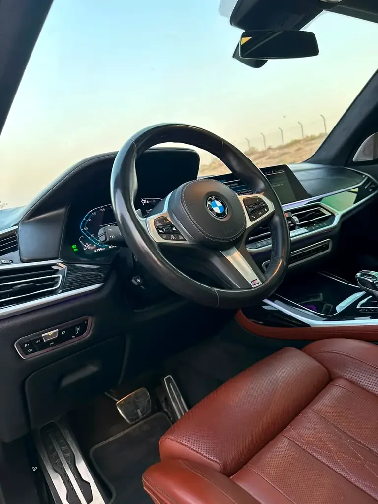 BMW X7 xDrive40i Steptronic (340 حصان) - 12