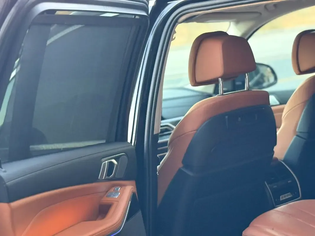 BMW X7 xDrive40i Steptronic (340 حصان) - 14