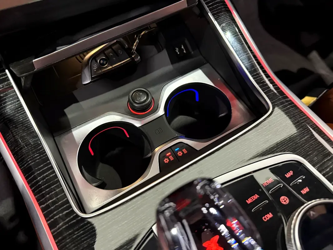 BMW X7 xDrive40i Steptronic (340 hp) - 12