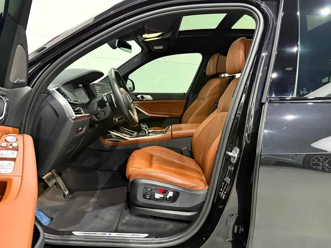 BMW X7 xDrive40i Steptronic (340 hp) - 16