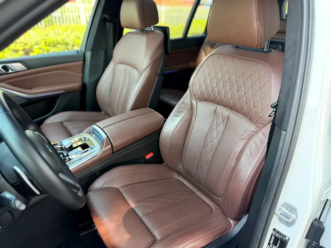 BMW X7 xDrive40i Steptronic (340 hp) - 14