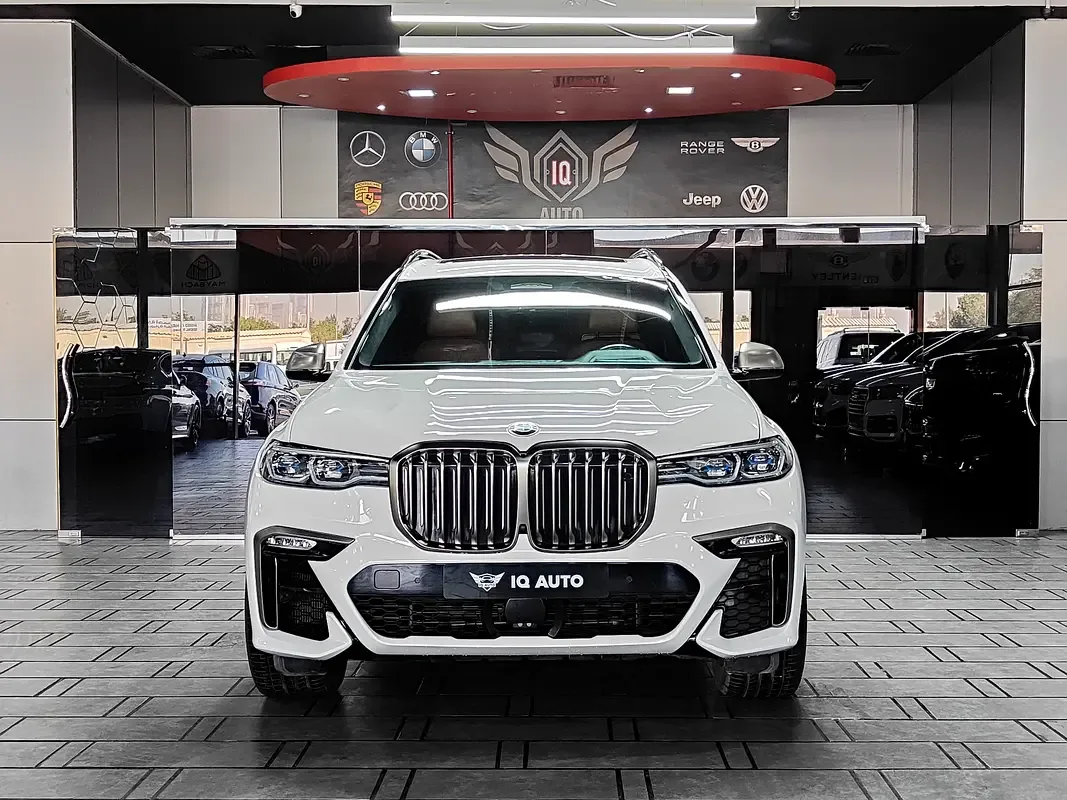 BMW X7 xDrive50i Steptronic (462 حصان) - 2