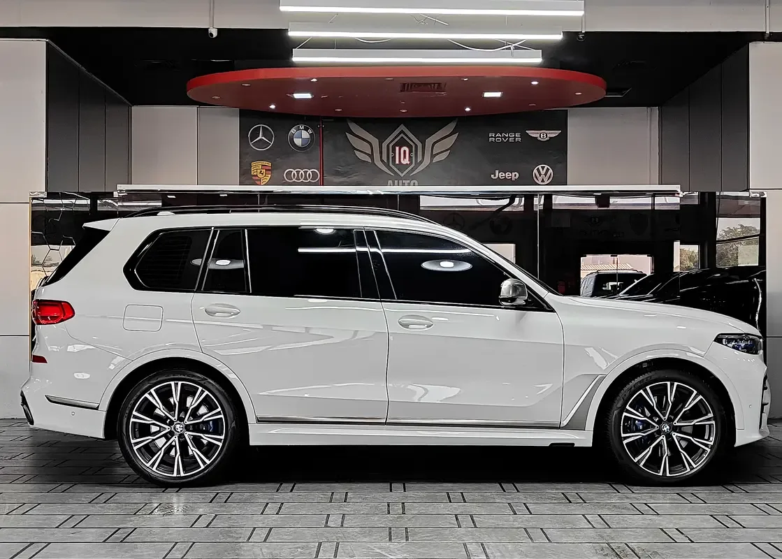 BMW X7 xDrive50i Steptronic (462 حصان) - 8