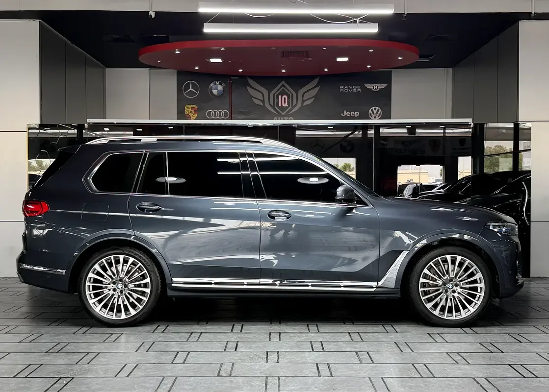 BMW X7 xDrive50i Steptronic (462 حصان) - 8