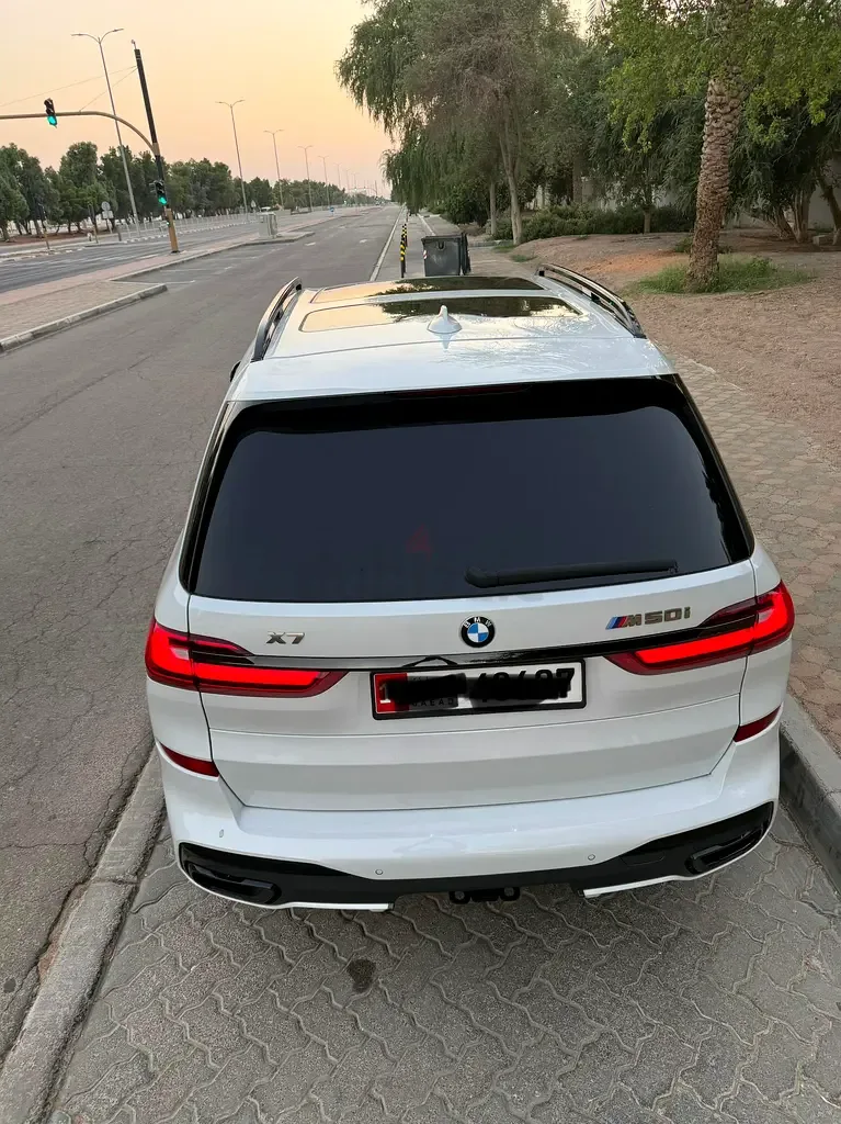BMW X7 xDrive50i Steptronic (462 hp) - 9