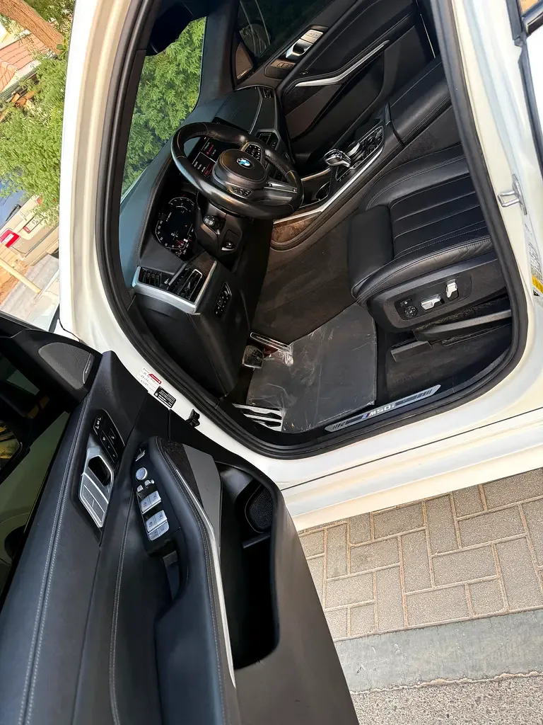 BMW X7 xDrive50i Steptronic (462 hp) - 11