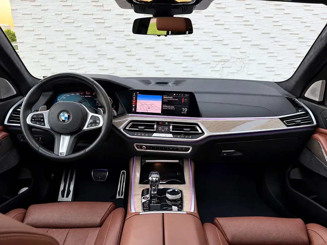 BMW X7 xDrive50i Steptronic (462 hp) - 7
