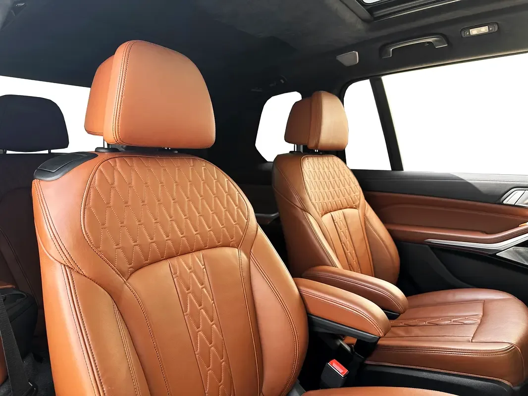 BMW X7 xDrive50i Steptronic (462 hp) - 9