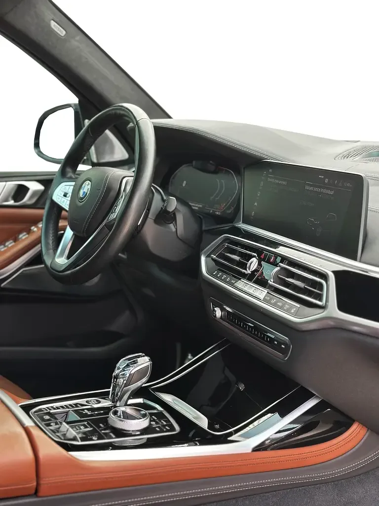 BMW X7 xDrive50i Steptronic (462 hp) - 15