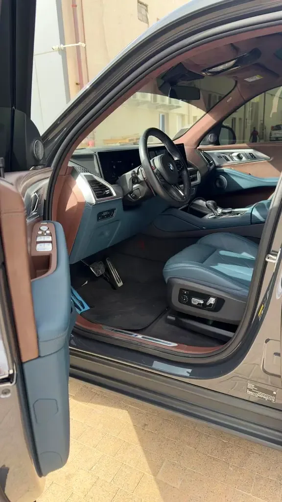 BMW XM 4.4 AT 4WD (653 hp) - 4