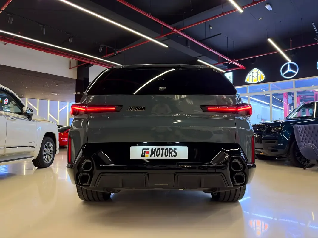 BMW XM 4.4 AT 4WD (653 hp) - 7