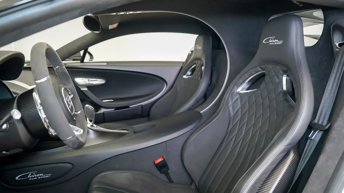 Bugatti Chiron 8.0 AMT AWD (1500 hp) - 5