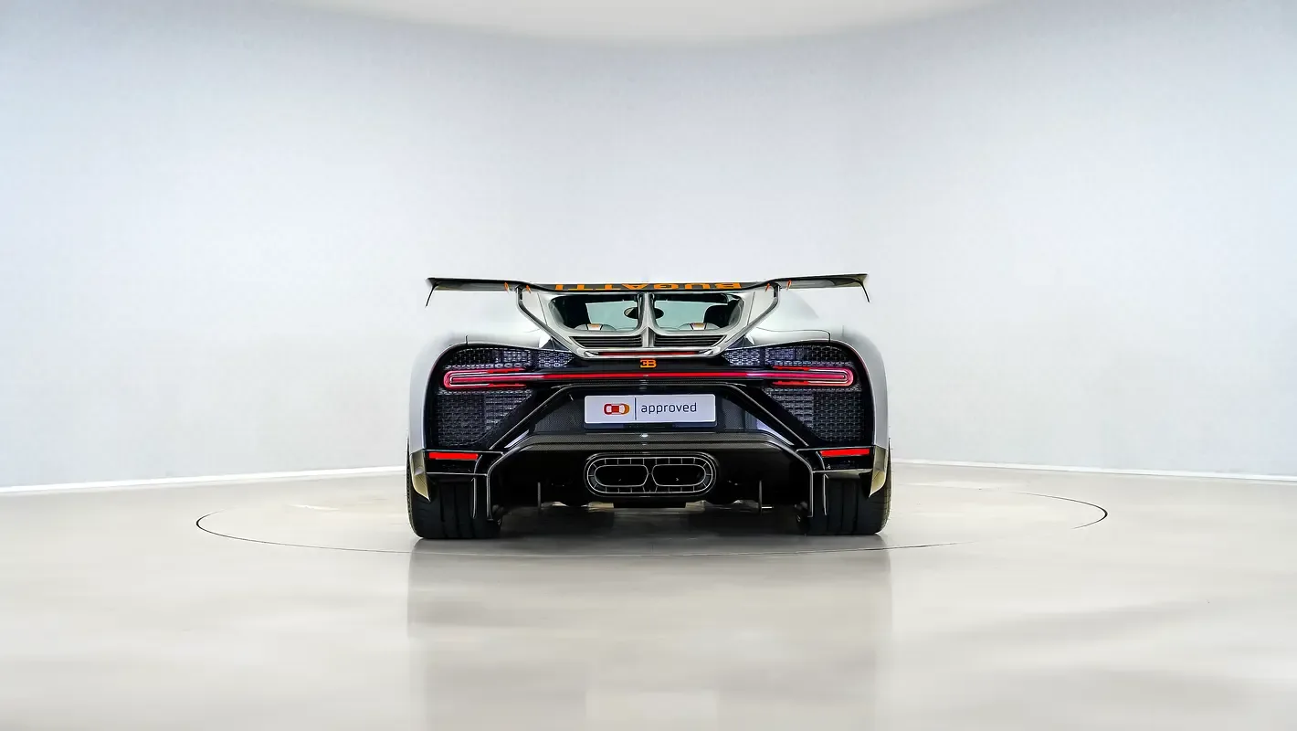 Bugatti Chiron 8.0 AMT AWD (1500 hp) - 9