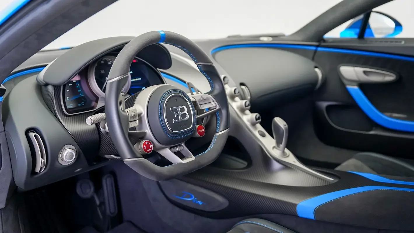 Bugatti Divo 8.0 AMT 4WD (1500 hp) - 4