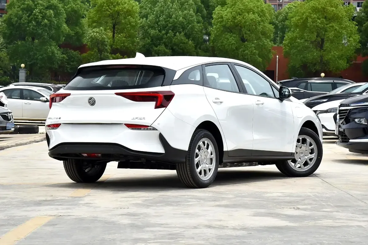 Buick Velite 6 E AT (177 حصان) - 2