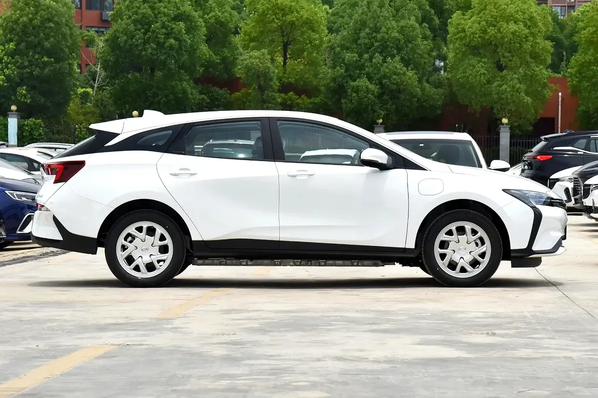 Buick Velite 6 E AT (177 حصان) - 3