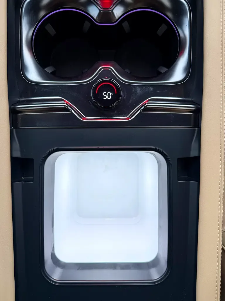 BYD FangChengBao Leopard 5 1.5 CVT AWD (687 hp) - 13