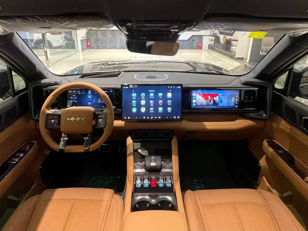 BYD FangChengBao Leopard 5 1.5 CVT AWD (687 حصان) - 8