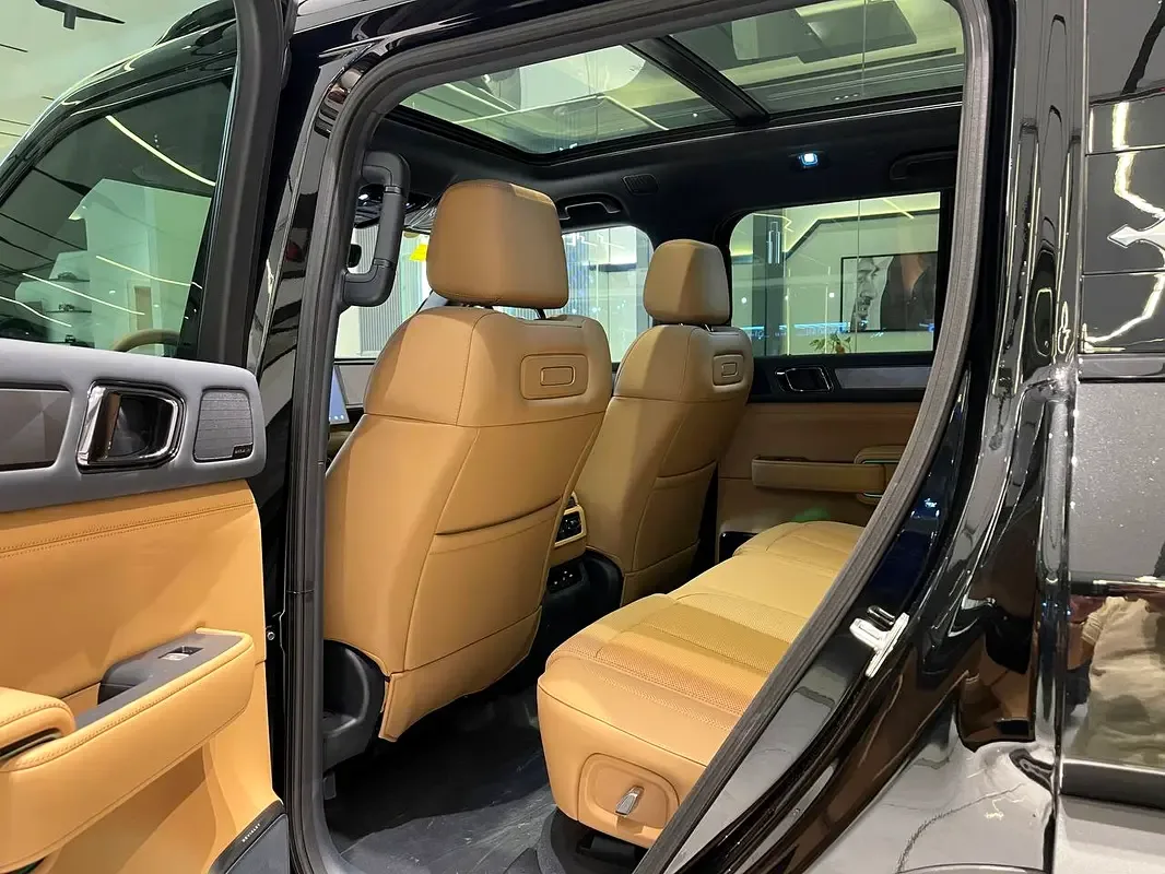 BYD FangChengBao Leopard 5 1.5 CVT AWD (687 حصان) - 13